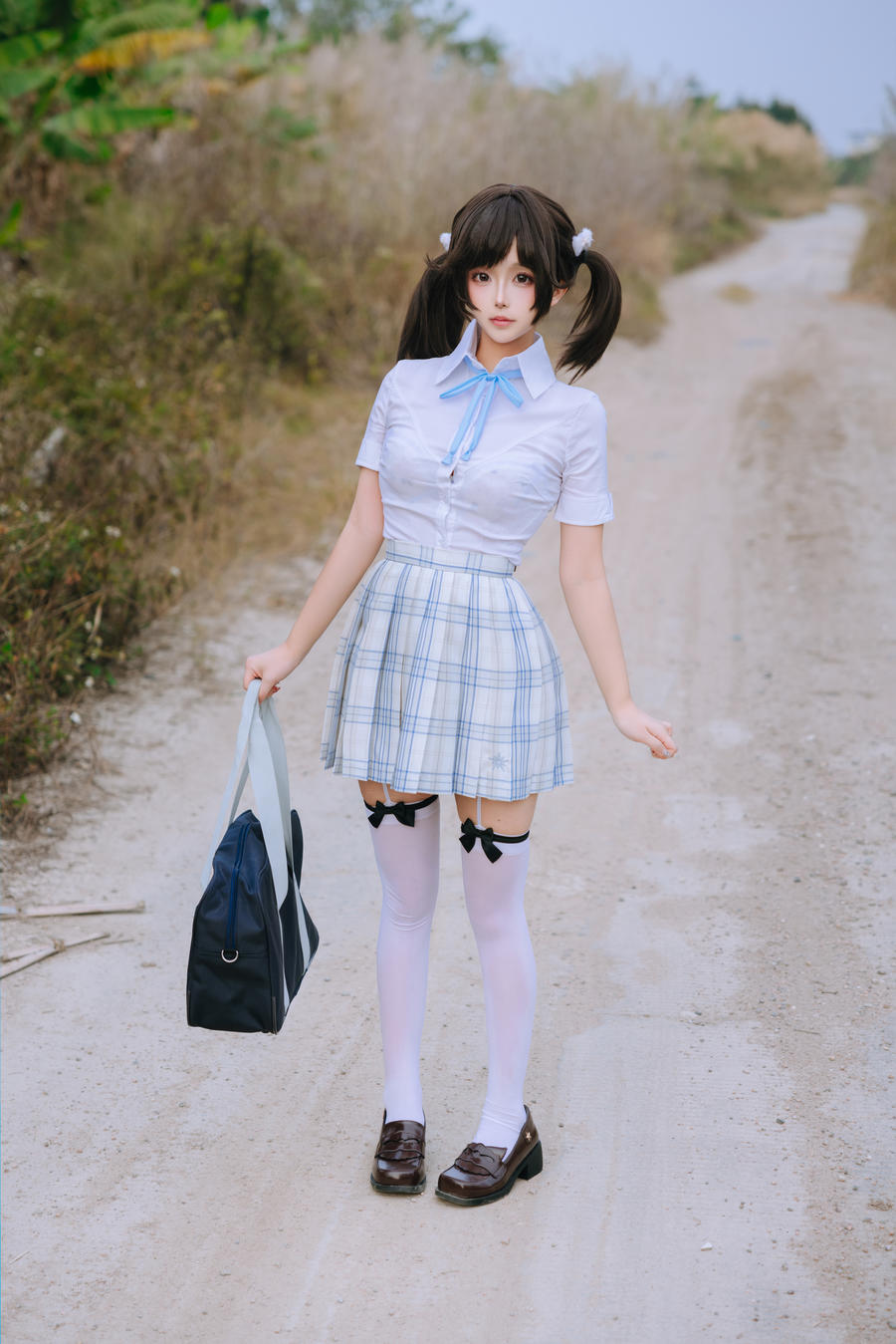 椎名莜(日奈娇)-No.227 – 女高 [108P 3V]
