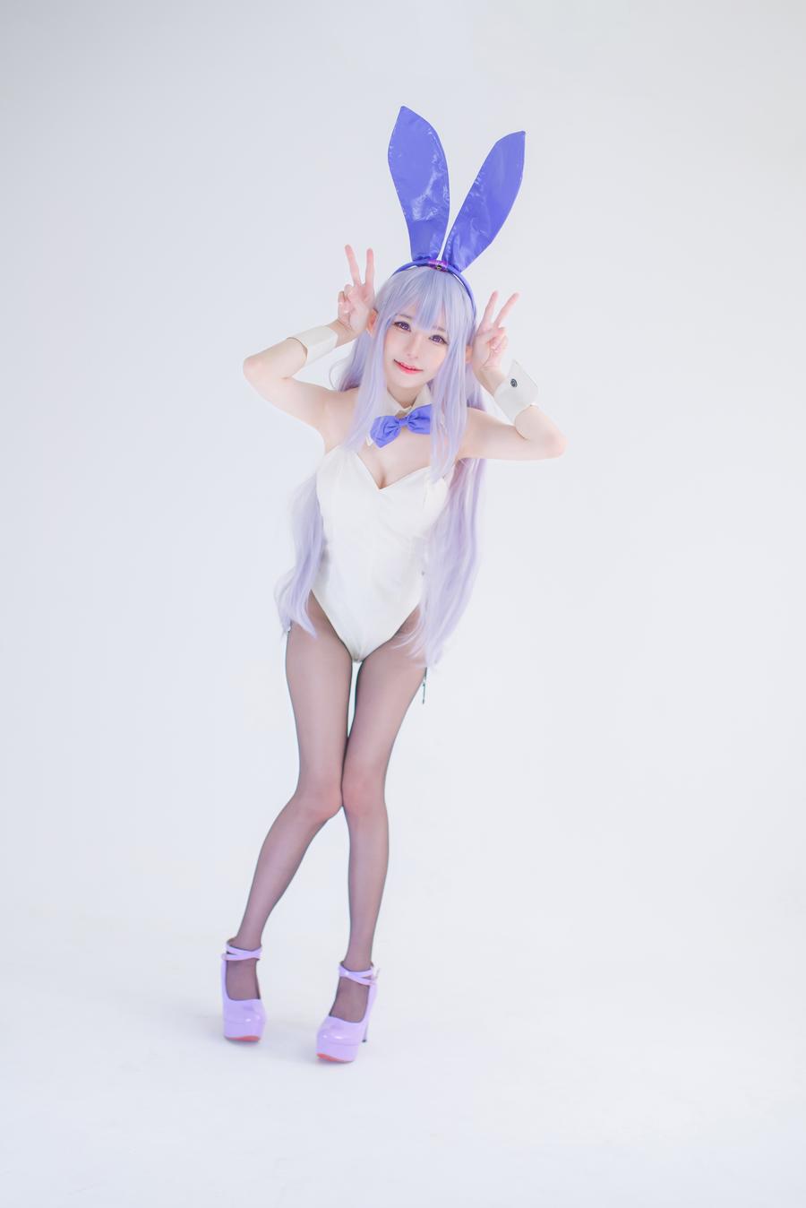 Sally Dorasnow-No.054 – Emilia BunnyGirl [32P]
