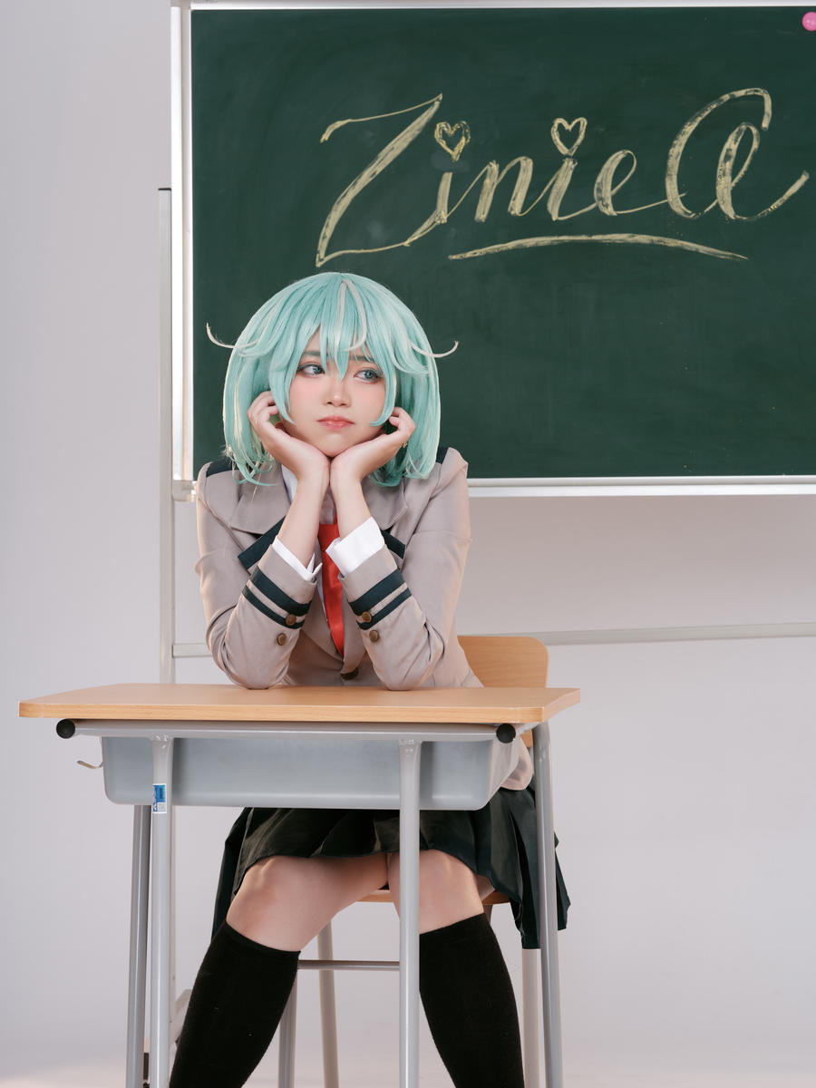 ZinieQ-No.074 – Toru Hagakure Boku No Hero Academia [38P]