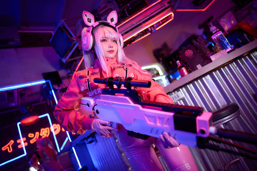 ZinieQ-No.001–Alice [27P]