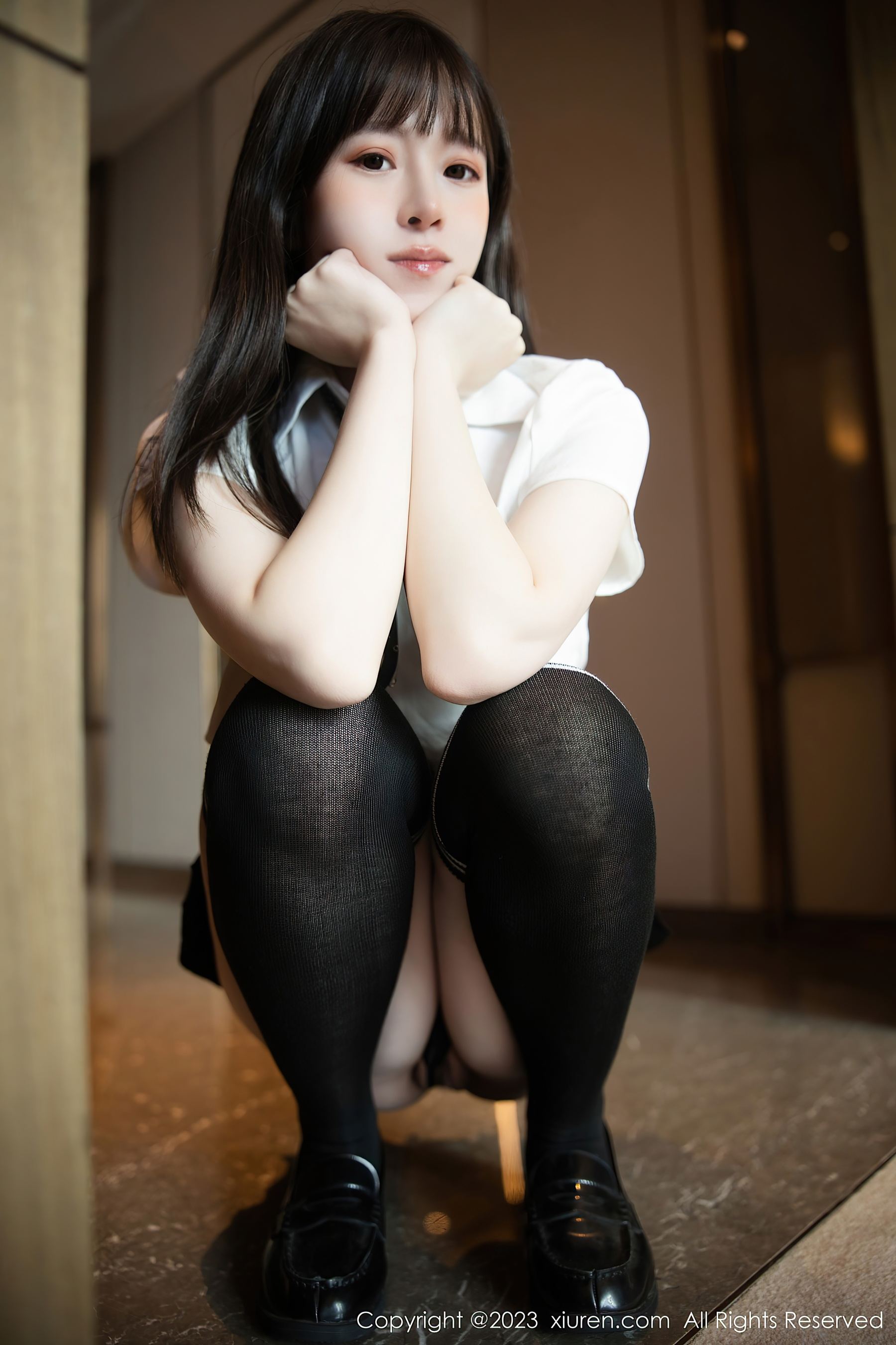 [XiuRen秀人网] No.7534 林悠悠 清纯美腿